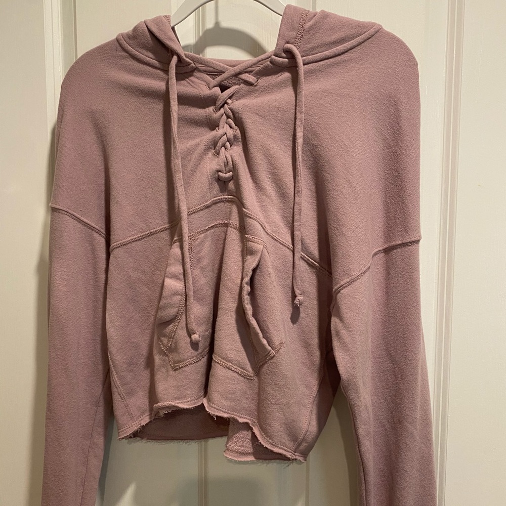 Holister purple criss cross v neck sweatshirt
